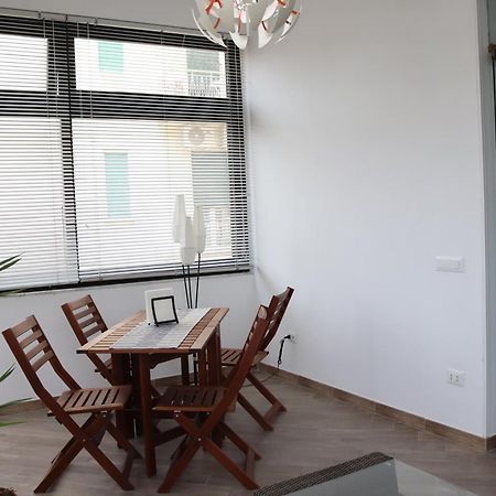 Maison Lumiere Салерно Номер фото